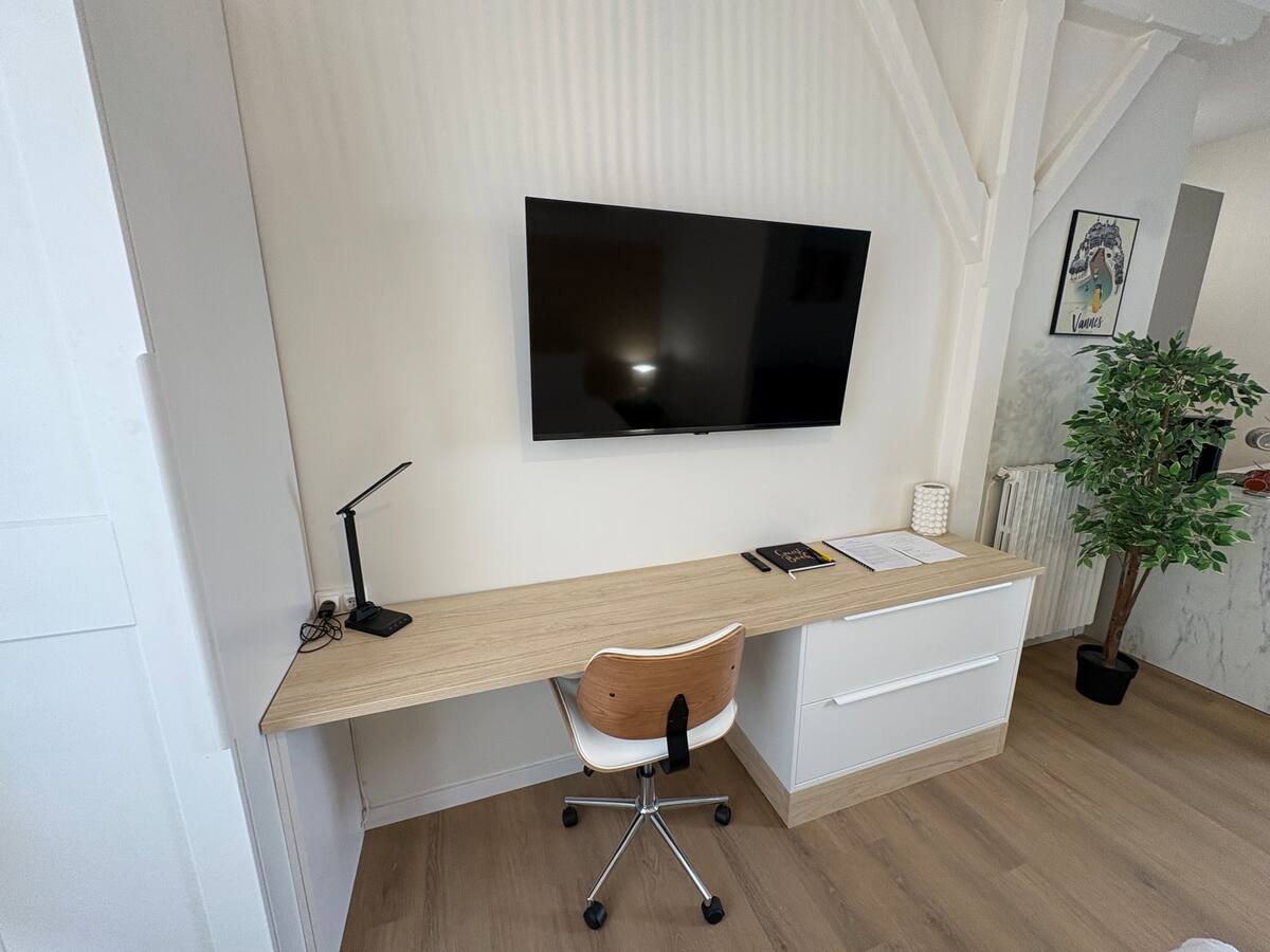 b3a1c35d-d811-4575-b639-424e867c08de